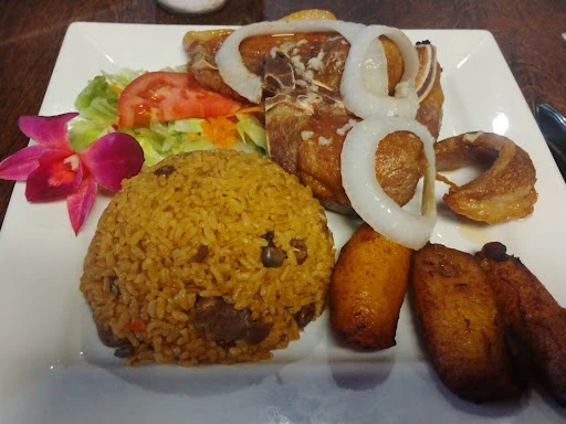 Kafé del Puerto Puerto Rican Eatery photo 8